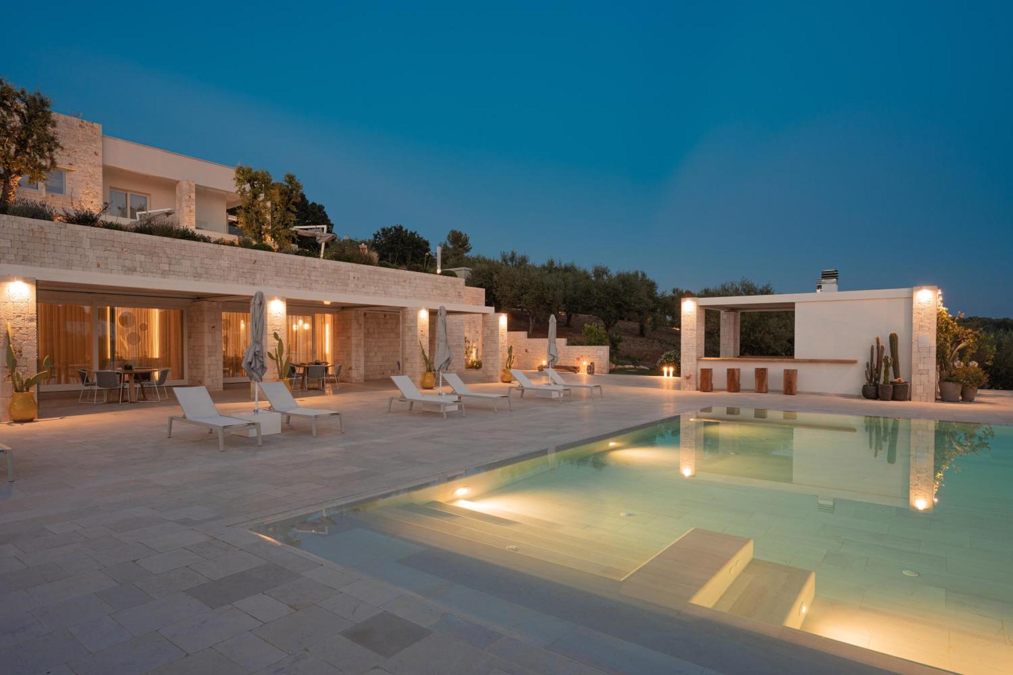 مبيت وإفطار تْشيستيرنِنو Essenza Relais Contemporaneo المظهر الخارجي الصورة