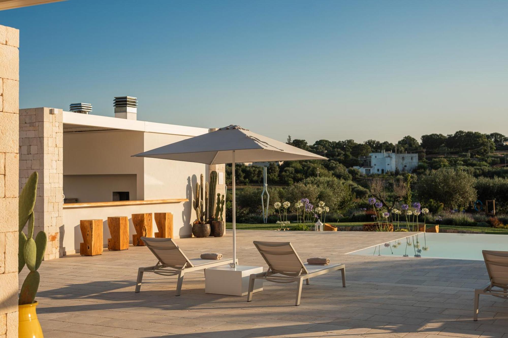 مبيت وإفطار تْشيستيرنِنو Essenza Relais Contemporaneo المظهر الخارجي الصورة