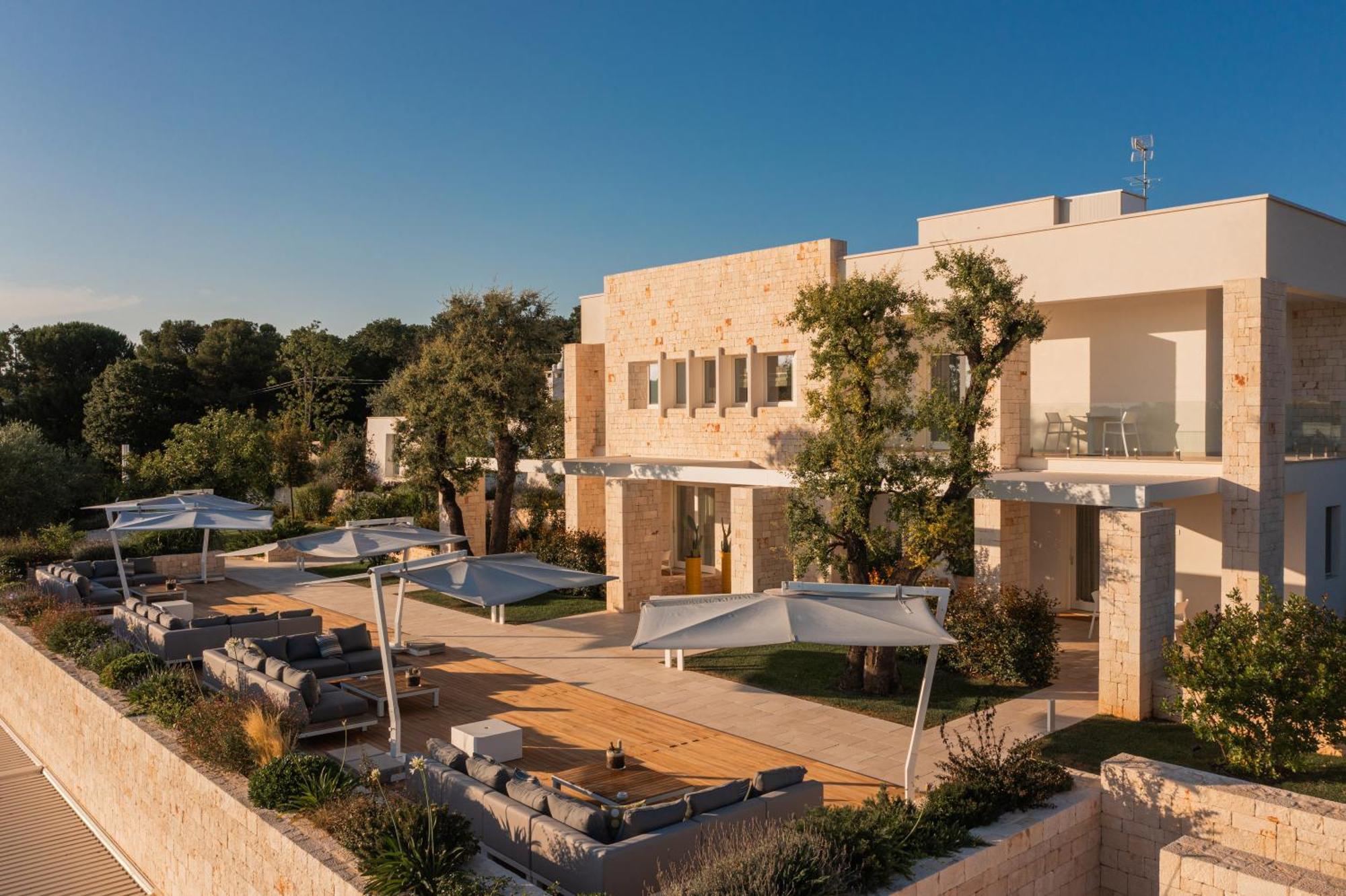 مبيت وإفطار تْشيستيرنِنو Essenza Relais Contemporaneo المظهر الخارجي الصورة