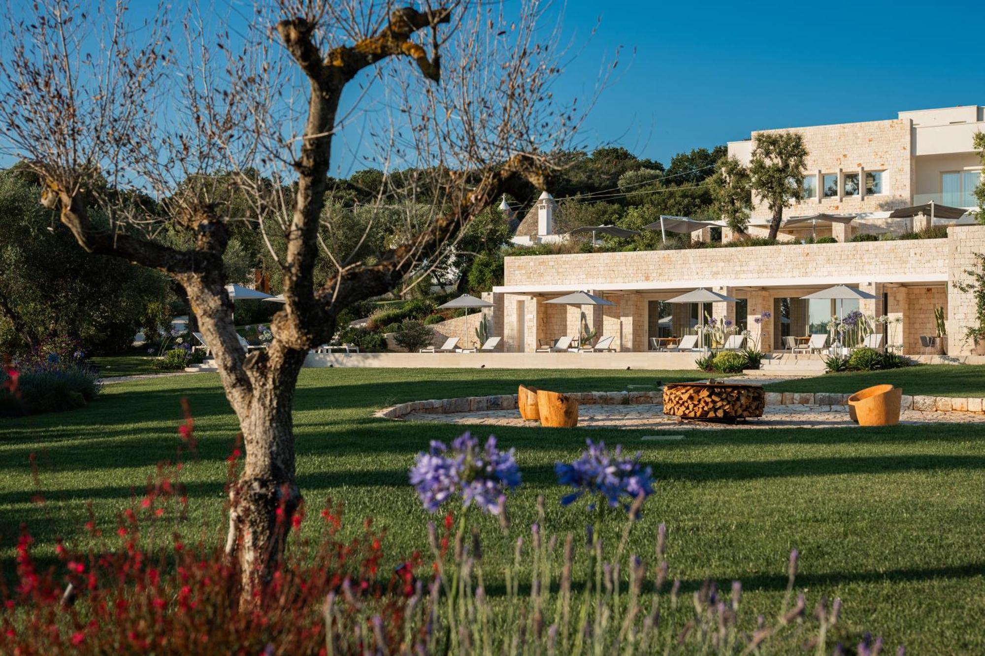 مبيت وإفطار تْشيستيرنِنو Essenza Relais Contemporaneo المظهر الخارجي الصورة