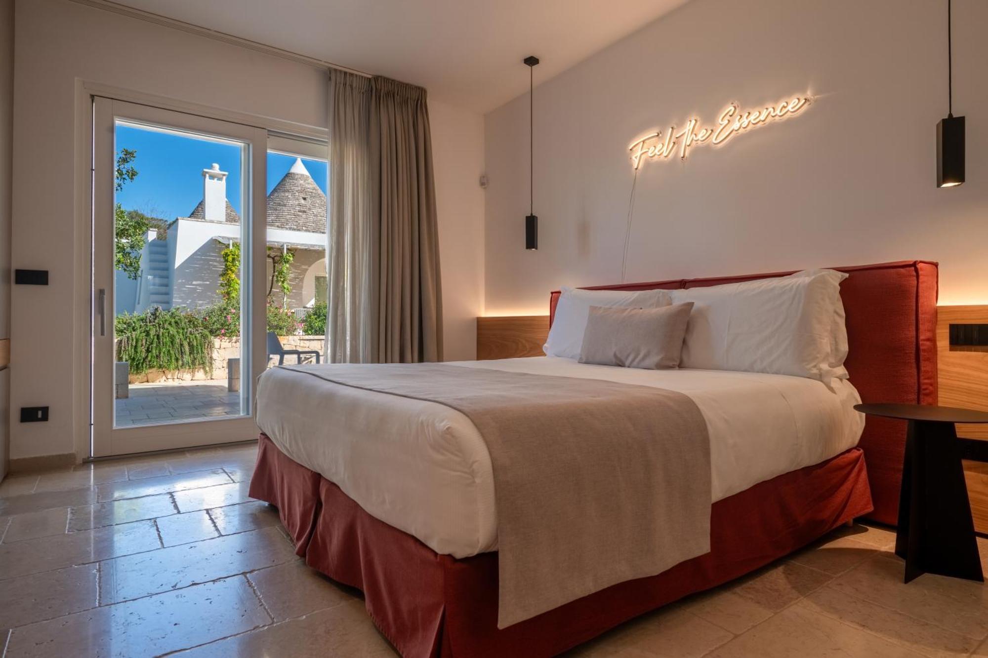 مبيت وإفطار تْشيستيرنِنو Essenza Relais Contemporaneo المظهر الخارجي الصورة