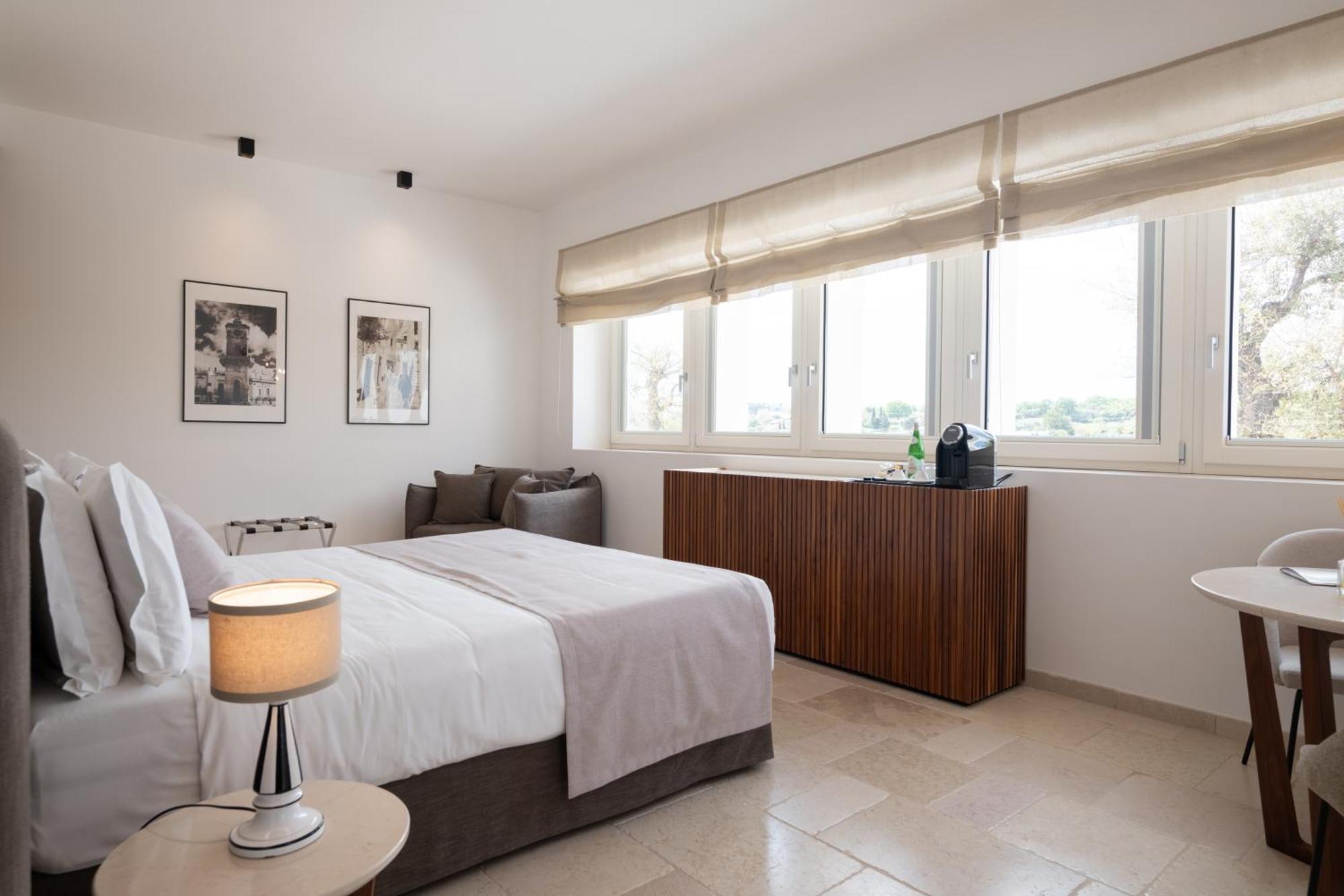 مبيت وإفطار تْشيستيرنِنو Essenza Relais Contemporaneo المظهر الخارجي الصورة