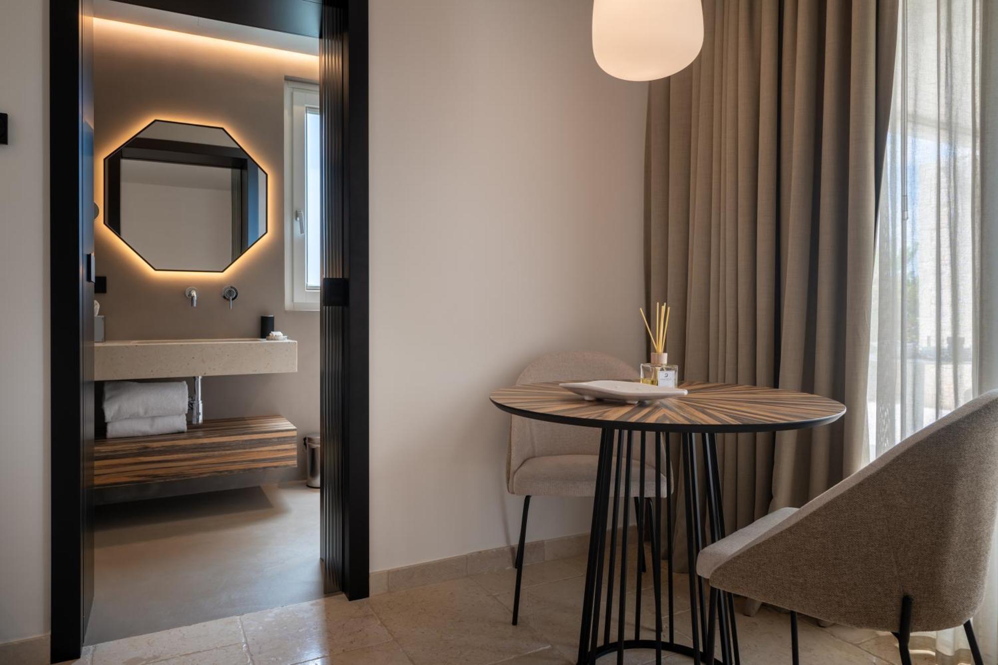 مبيت وإفطار تْشيستيرنِنو Essenza Relais Contemporaneo المظهر الخارجي الصورة