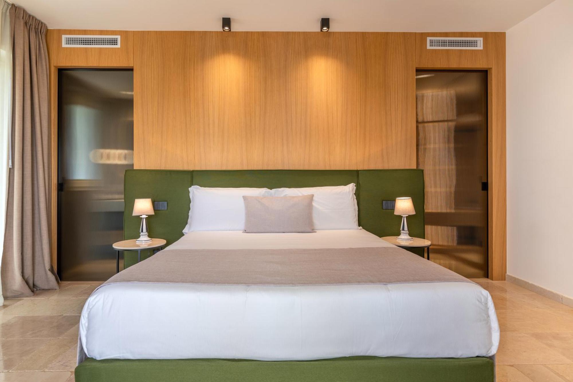 مبيت وإفطار تْشيستيرنِنو Essenza Relais Contemporaneo المظهر الخارجي الصورة